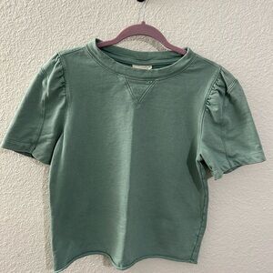 Universal Thread  Sage Green Short Sleeve Sweatshirt